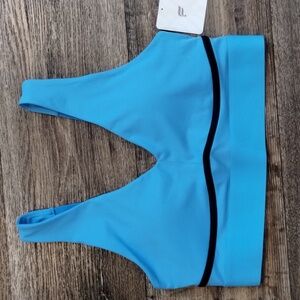 Women's Fabletics Sports Athletic Bra Size Medium Style #BA2044189-4721-17040